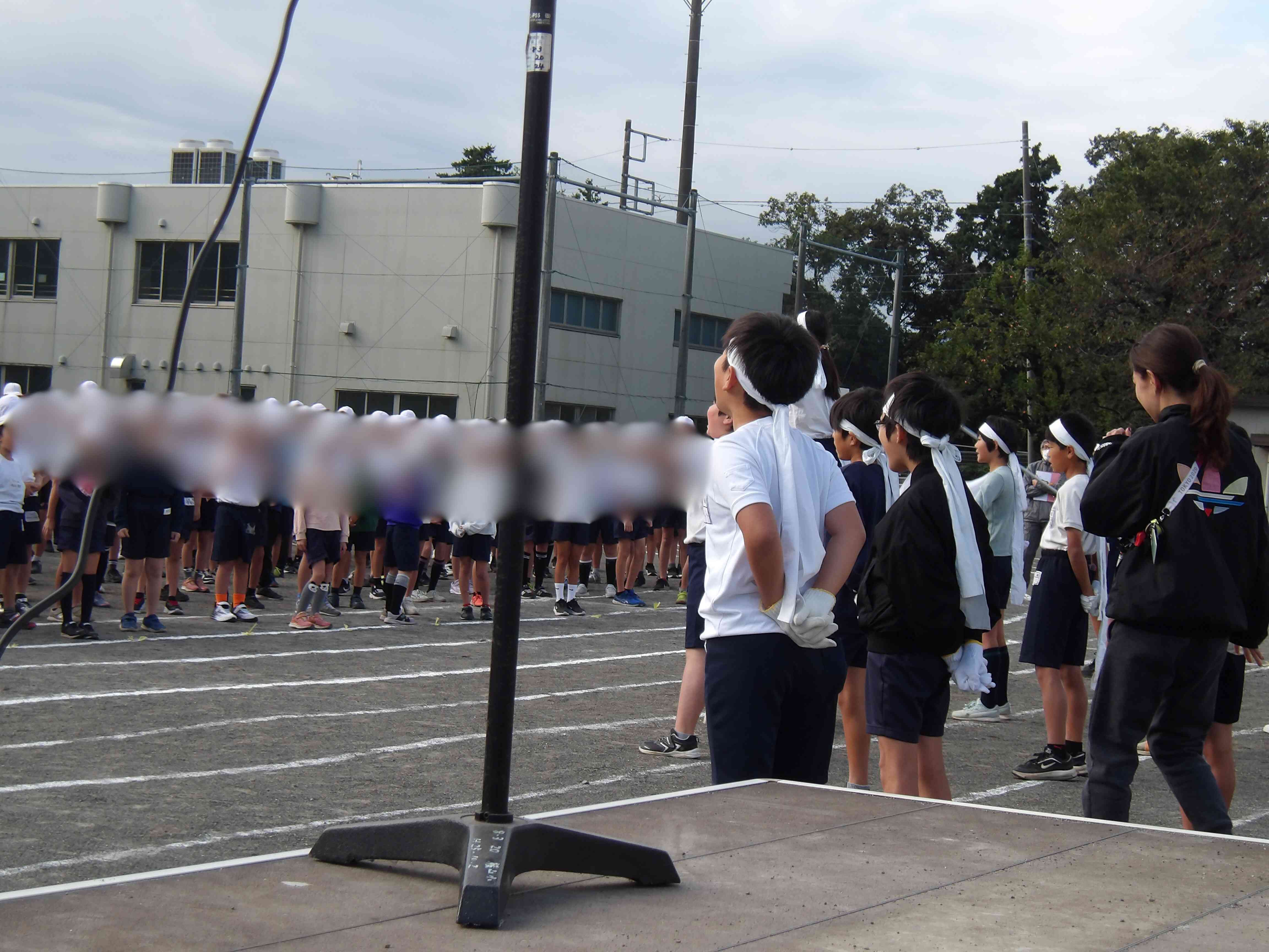 dd9fe83f-b632-4a7b-8b7c-bcafa43b8e4a